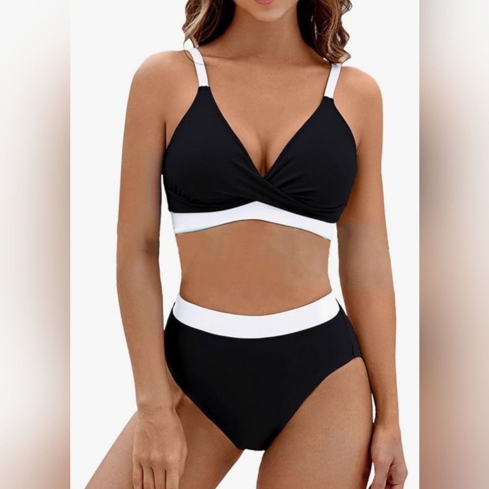Black and White Women's Bikini Set XXL - Picture 2 of 5